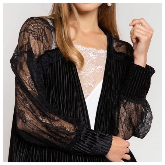 POL Amanda Mesh Lace Cardigan - Picture 6 of 11